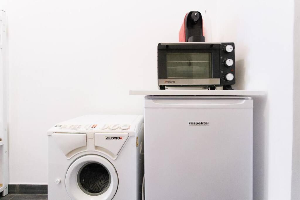 Urban Capsule Apartment - Near Mariahilfer Strasse Vienna Luaran gambar