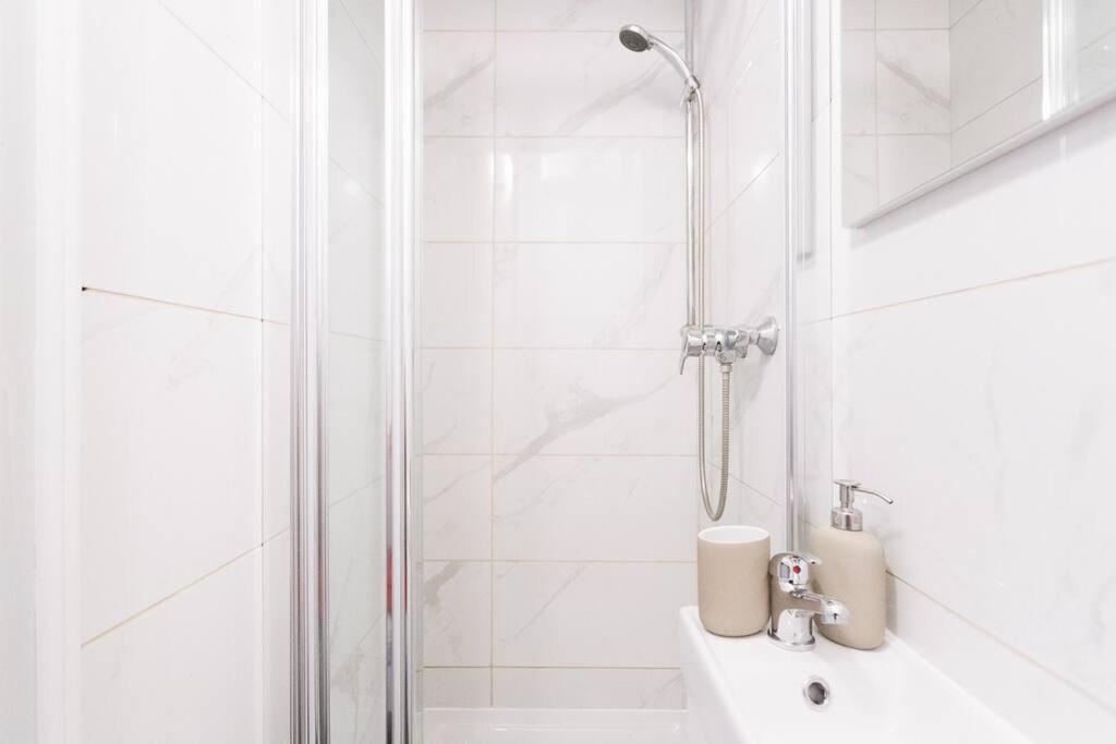 Urban Capsule Apartment - Near Mariahilfer Strasse Vienna Luaran gambar