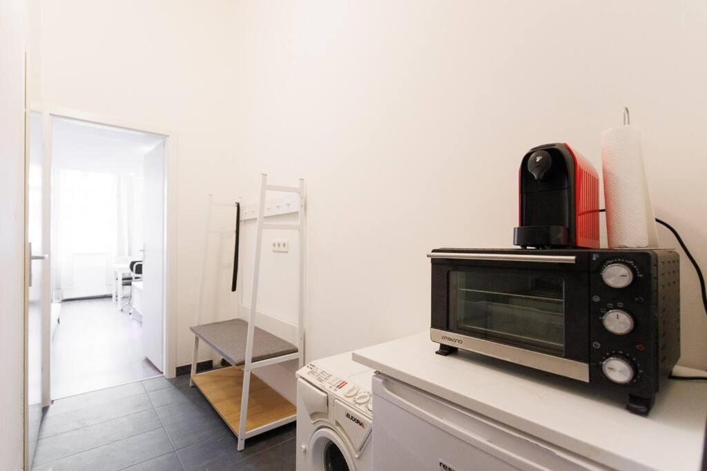 Urban Capsule Apartment - Near Mariahilfer Strasse Vienna Luaran gambar
